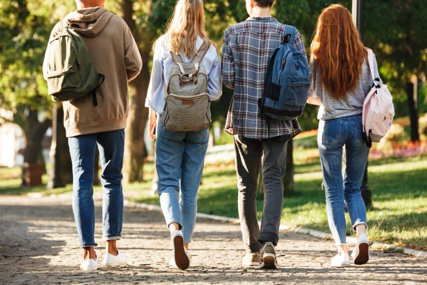 teenagers-students-ifauk