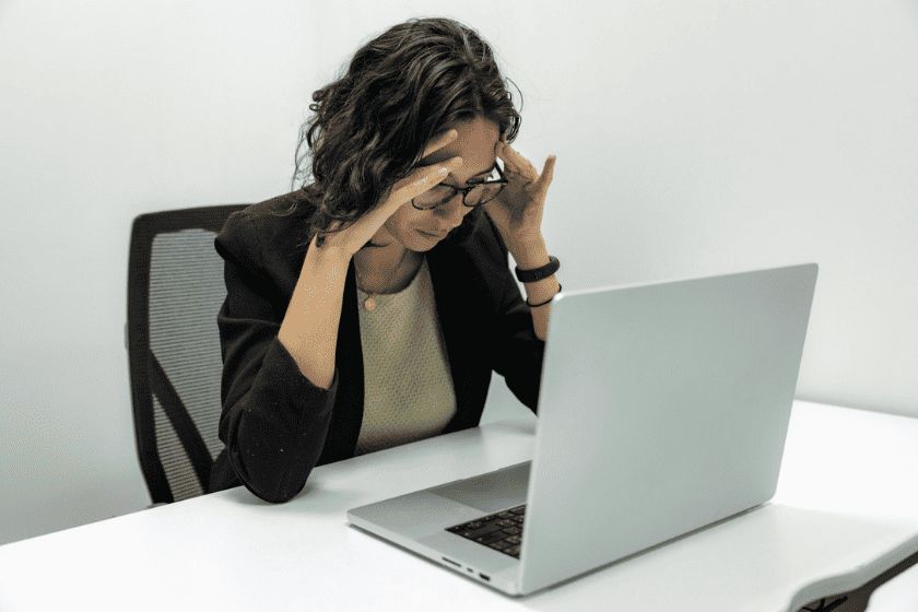 ai-resume-genius-f2JMVDnarks-unsplash