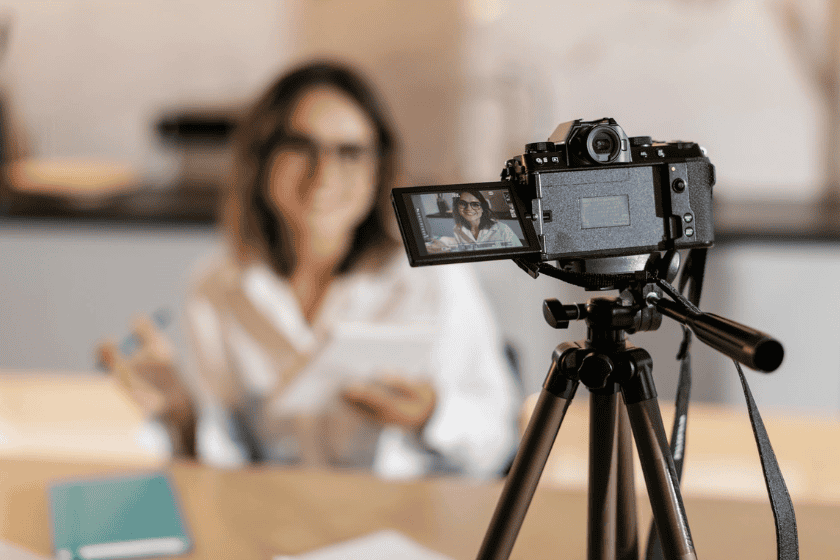 finfluencers-pexels-a-darmel-9040539